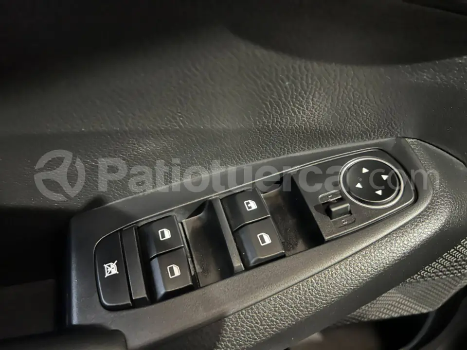 Foto 7 de Kia Seltos LX