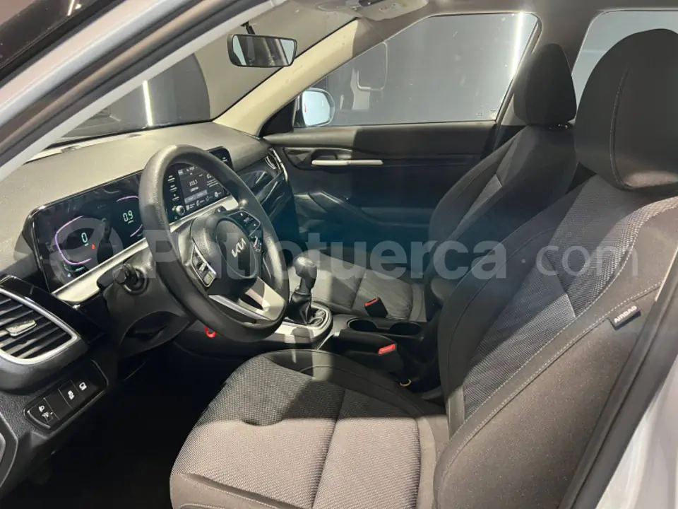Foto 9 de Kia Seltos LX