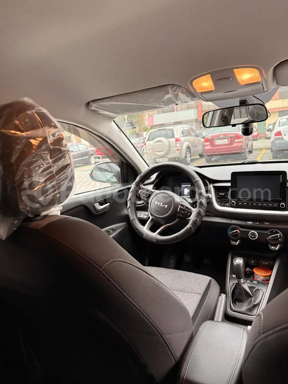 Foto 3 de Kia Stonic