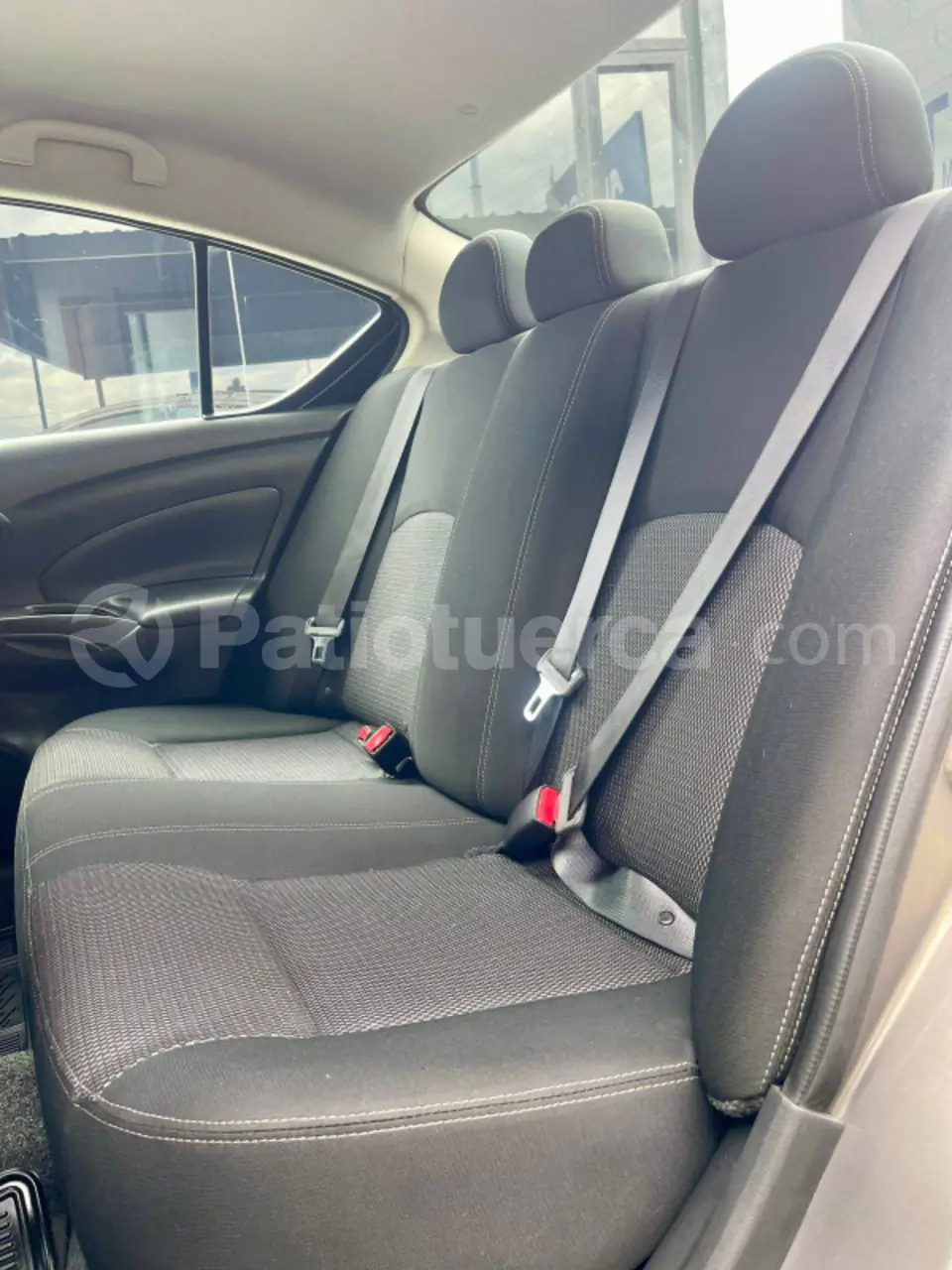 Foto 8 de Nissan Versa