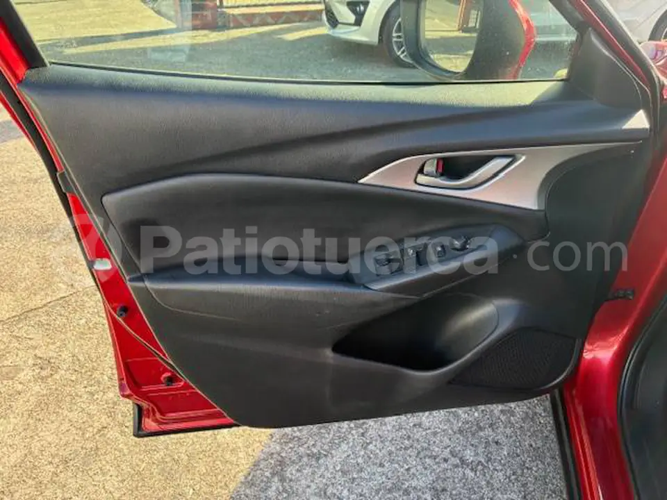 Foto 7 de Mazda CX-3 ENTRY