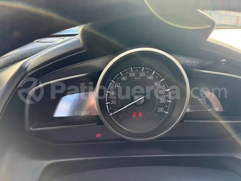 Foto 9 de Mazda CX-3 ENTRY