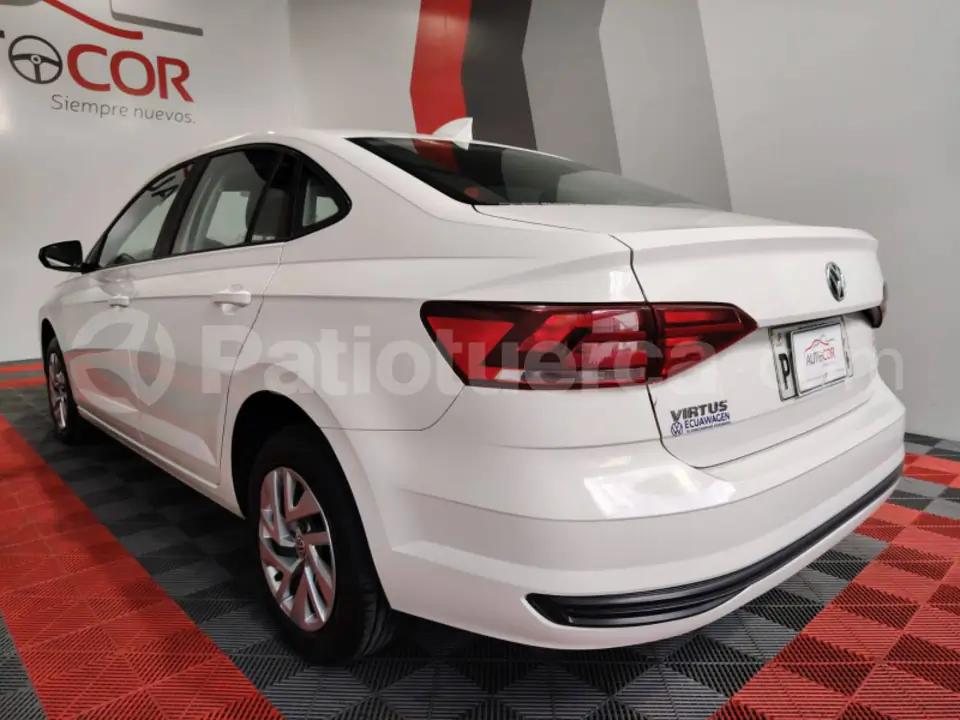 Foto 3 de Volkswagen Virtus