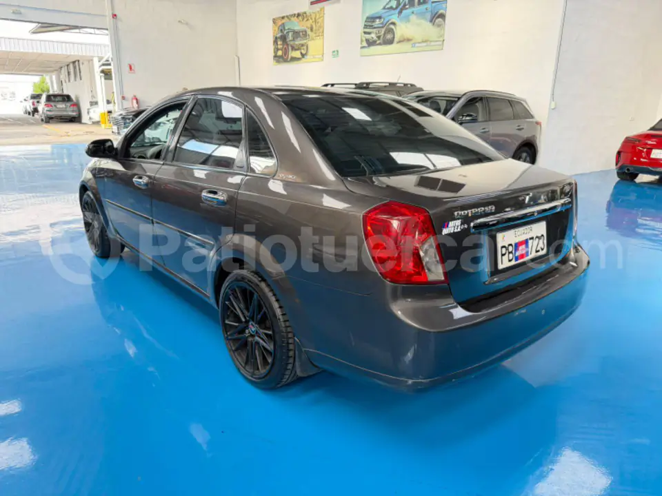 Foto 2 de Chevrolet Optra