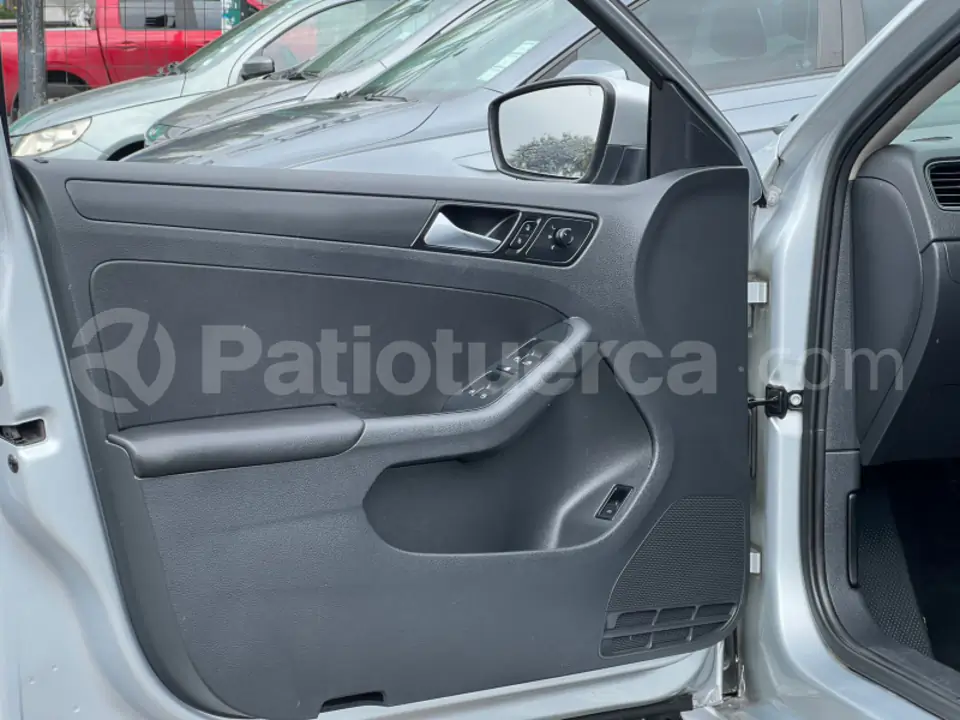 Foto 10 de Volkswagen Jetta