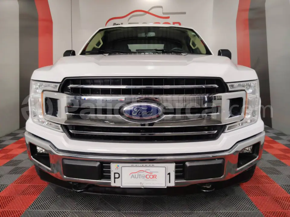 Foto 4 de Ford F150 XLT 4X4