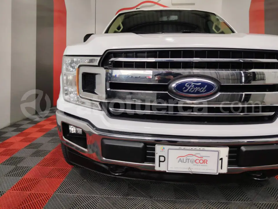 Foto 8 de Ford F150 XLT 4X4