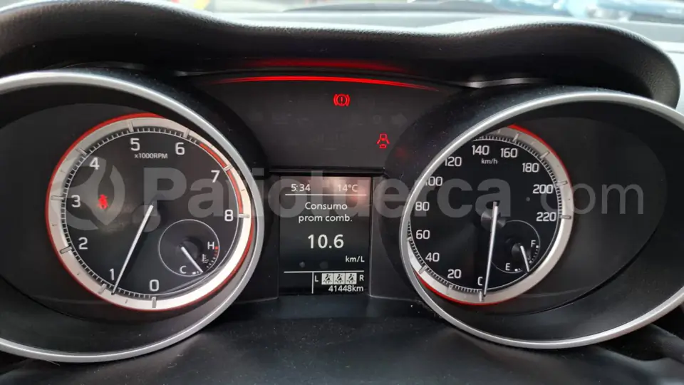 Foto 10 de Suzuki Swift