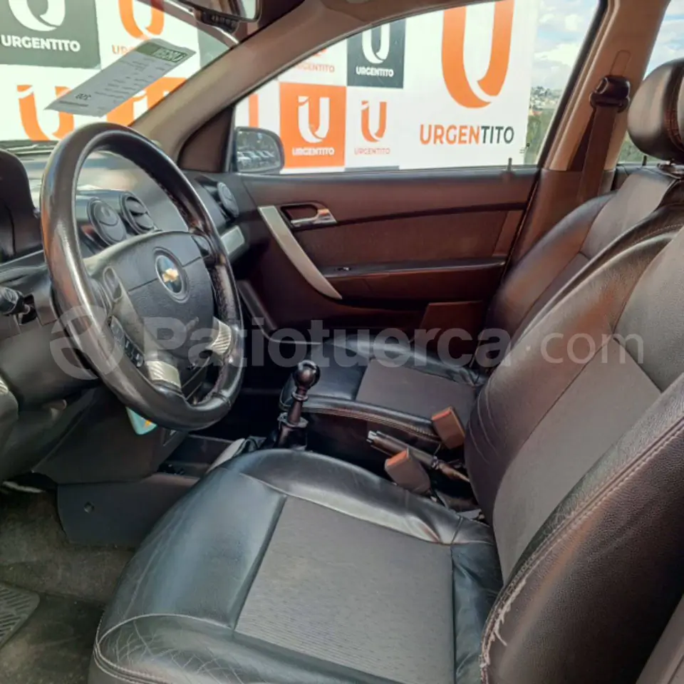 Foto 7 de Chevrolet Aveo Emotion Advance