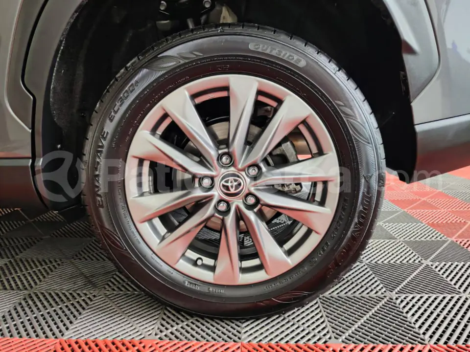 Foto 10 de Toyota Corolla Cross Mid