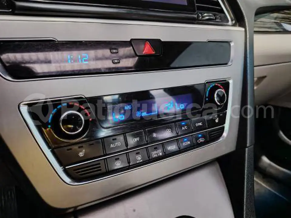 Foto 24 de Hyundai Sonata