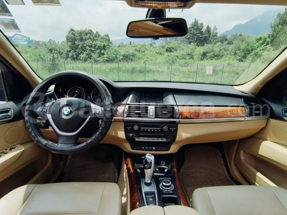 Foto 3 de BMW X5 xDrive35i