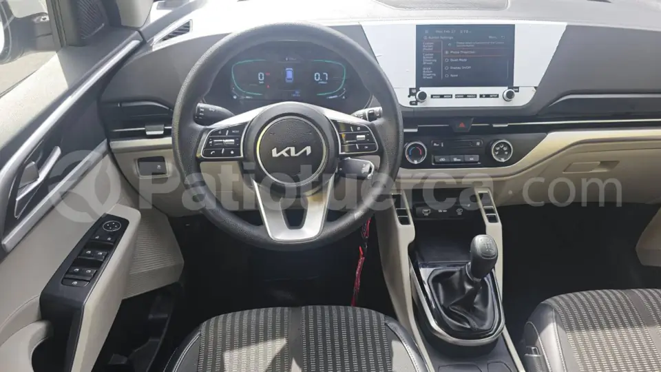 Foto 12 de Kia Carens