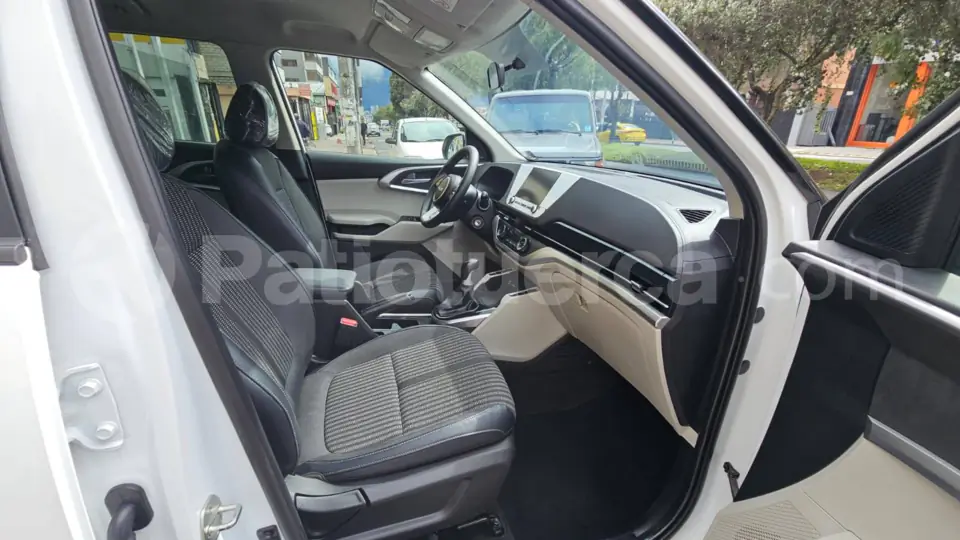 Foto 13 de Kia Carens