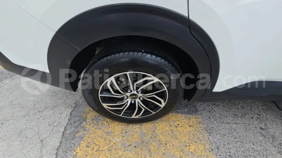 Foto 25 de Kia Carens