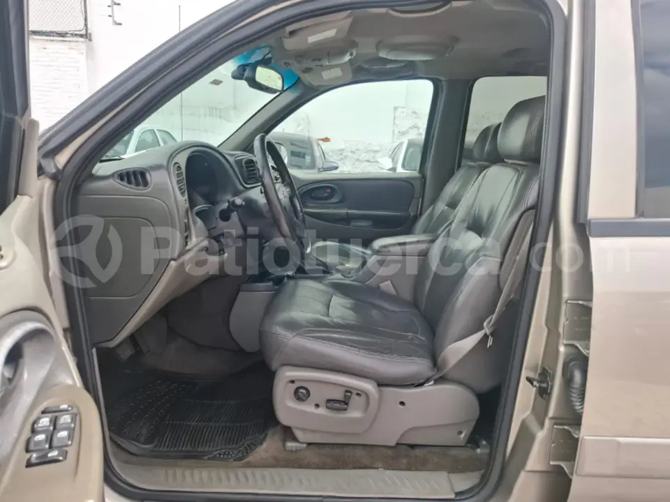 Foto 7 de Chevrolet TrailBlazer Extended