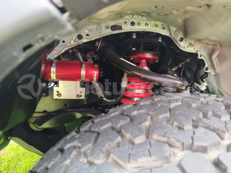 Foto 8 de Toyota NEW HILUX 2.4 CD 4X4