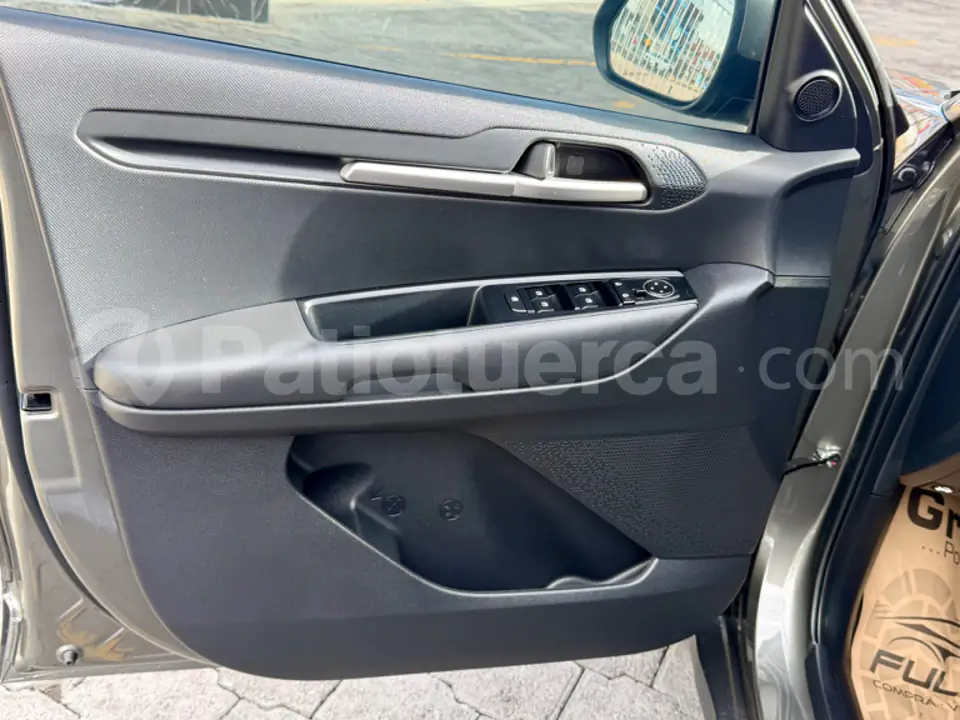 Foto 32 de Kia Sonet GT LINE