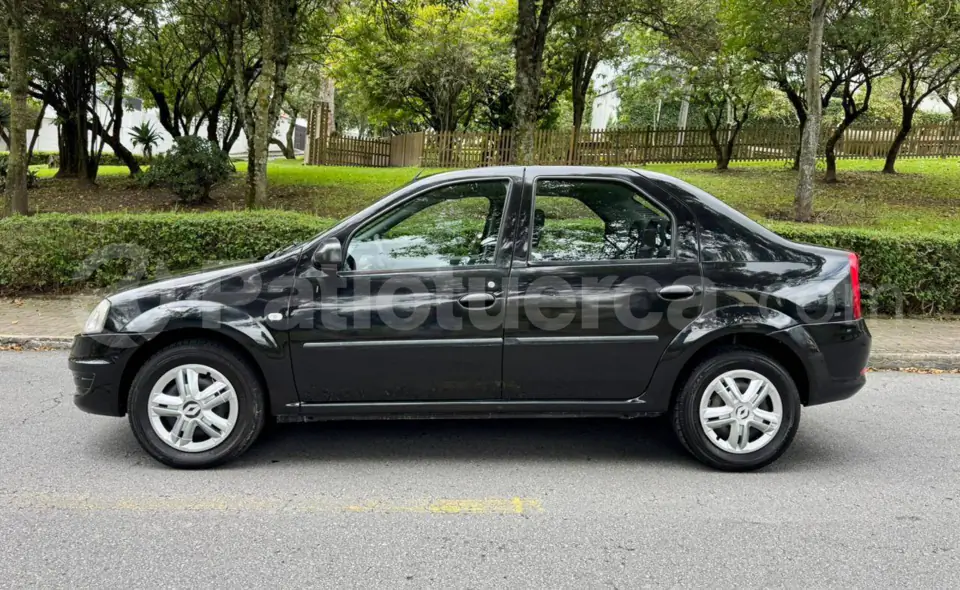 Foto 4 de Renault LOGAN EXPRESSION 1.6