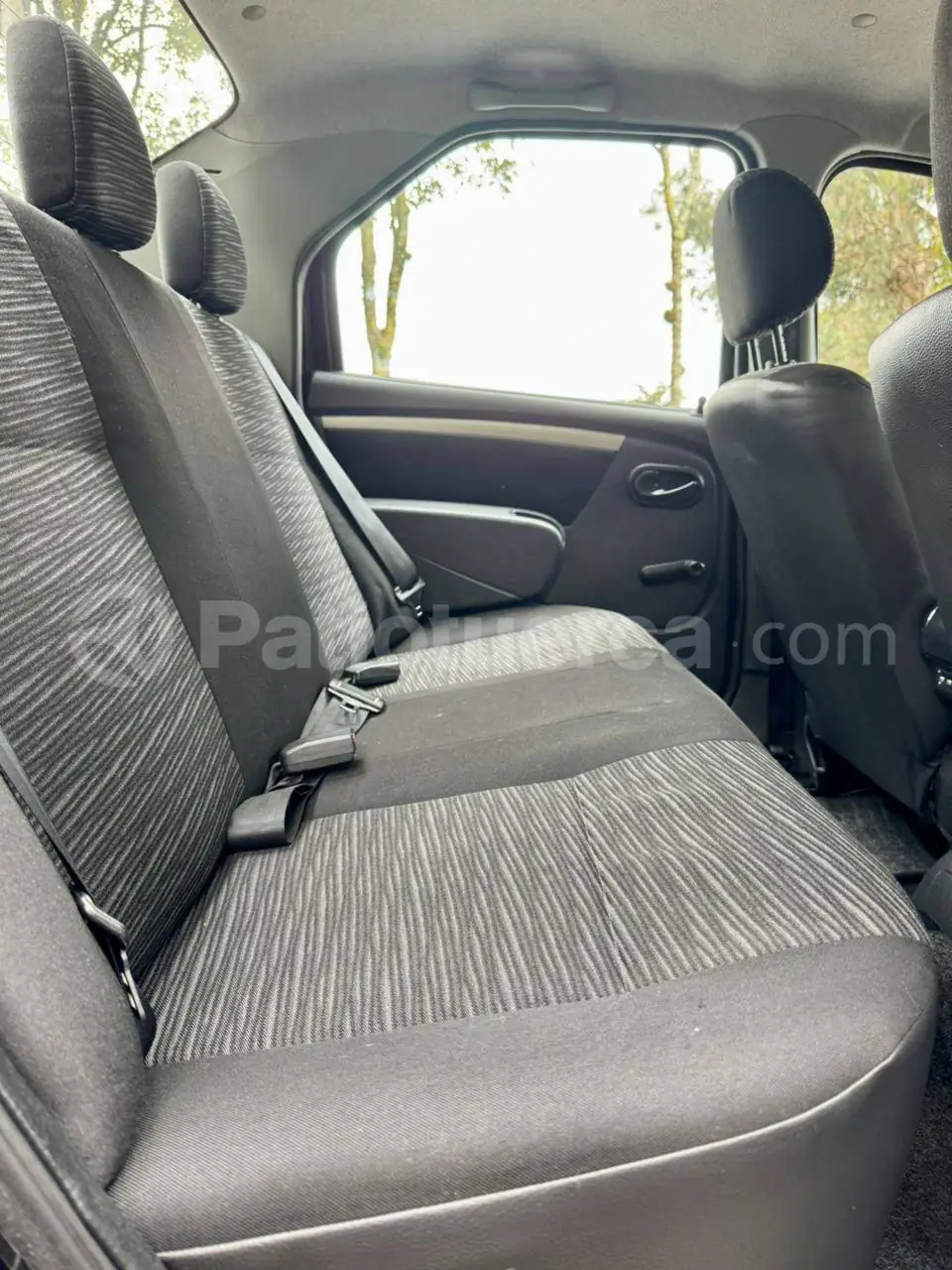 Foto 11 de Renault LOGAN EXPRESSION 1.6