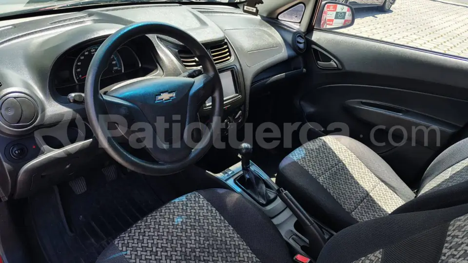 Foto 13 de Chevrolet SAIL LS