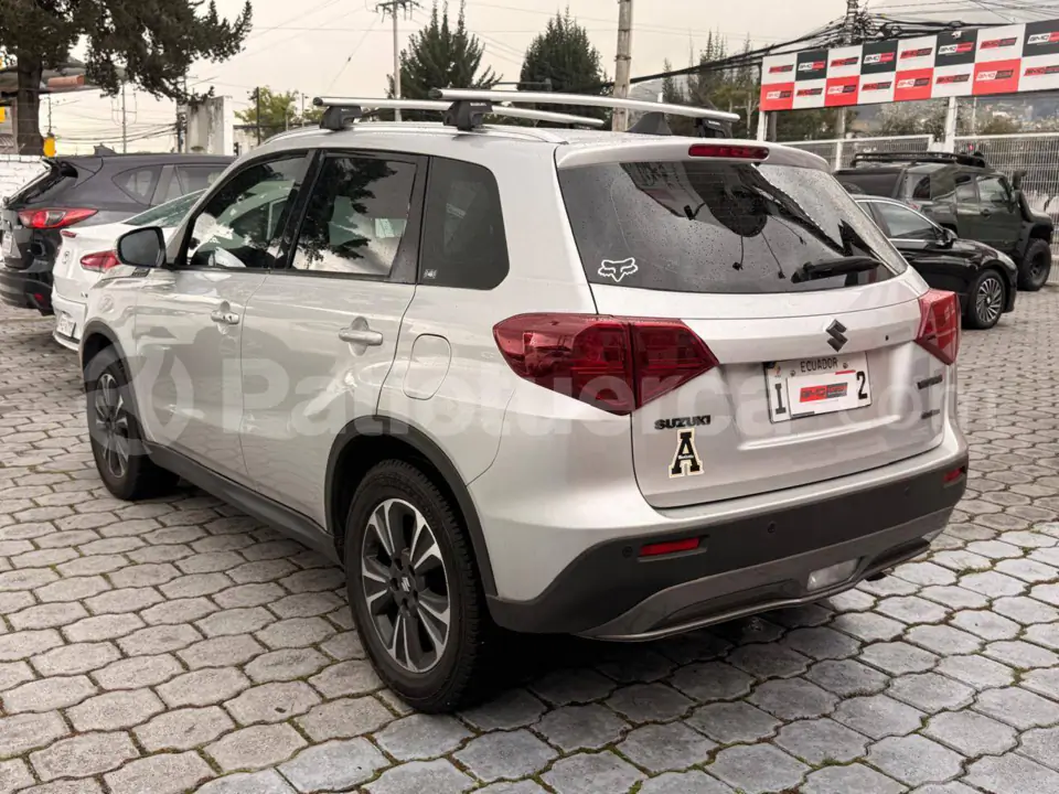 Foto 7 de Suzuki Vitara GLX