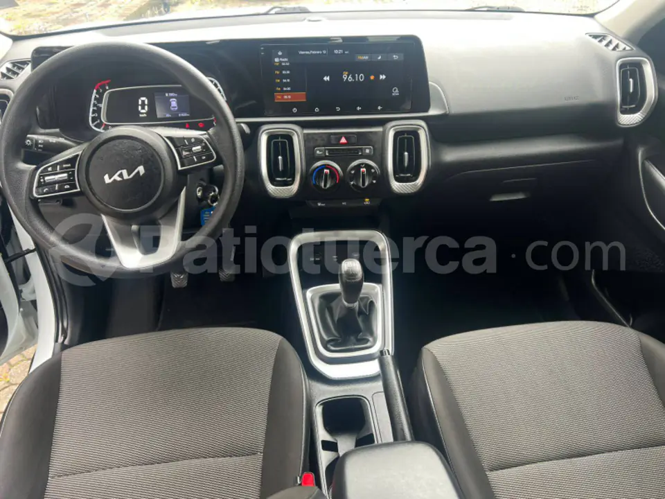 Foto 4 de Kia Sonet AC
