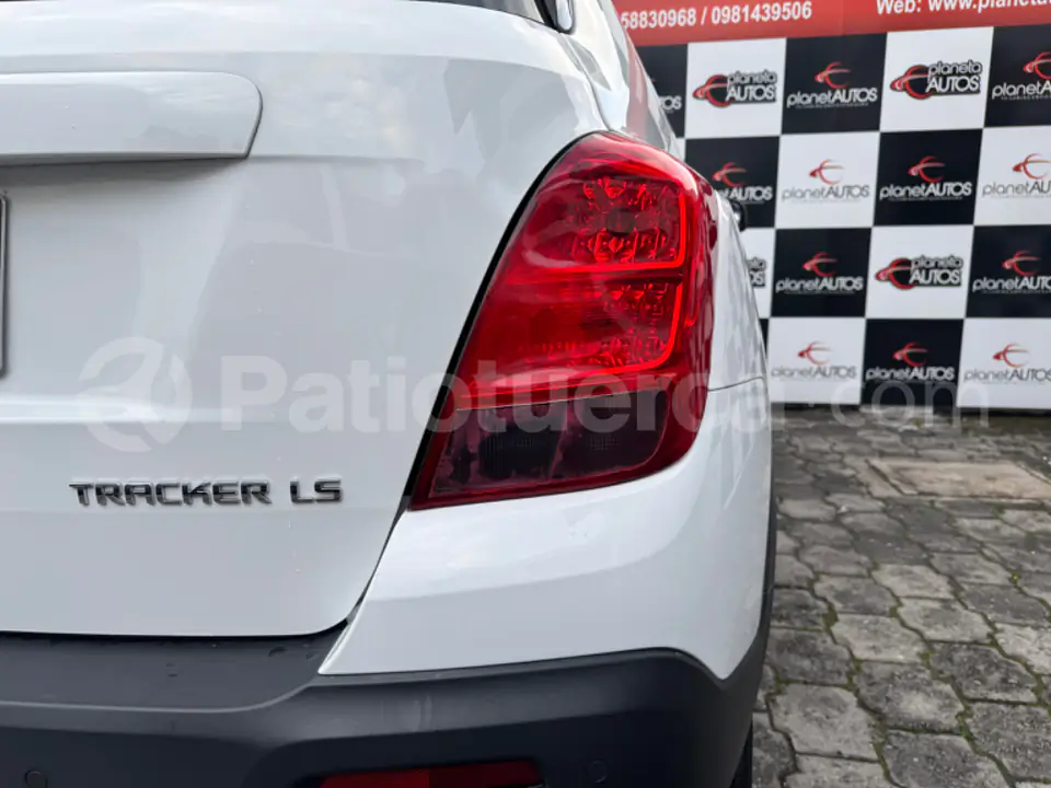 Foto 9 de Chevrolet Tracker LS