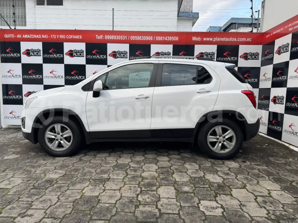 Foto 2 de Chevrolet Tracker LS