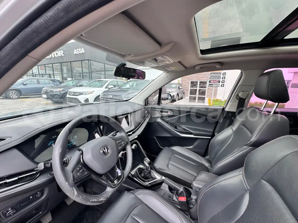 Foto 14 de Changan NEW CS15 GT