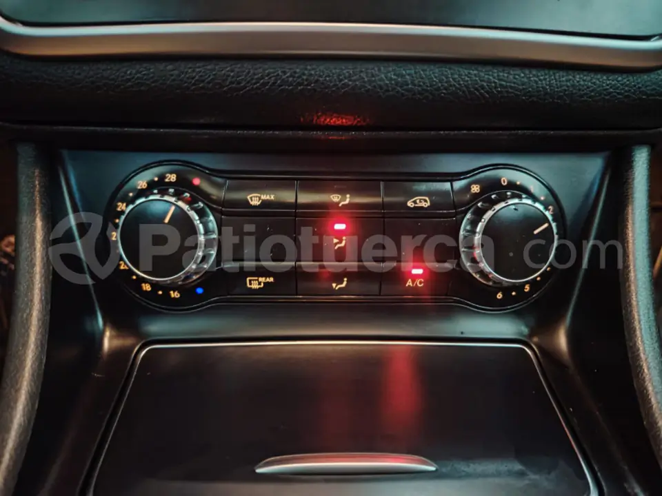 Foto 17 de Mercedes Benz GLA 180