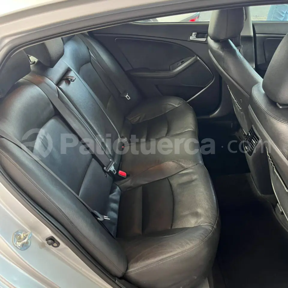 Foto 19 de Kia Optima