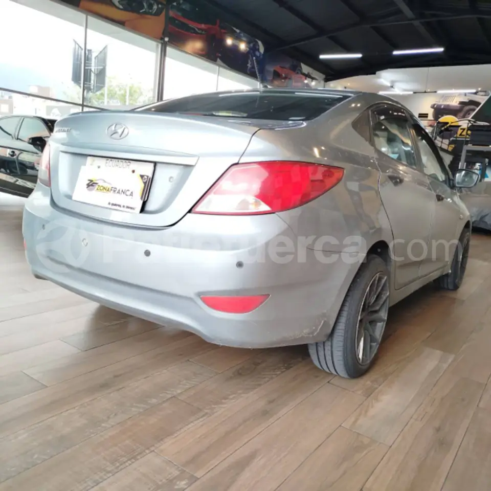 Foto 13 de Hyundai Accent