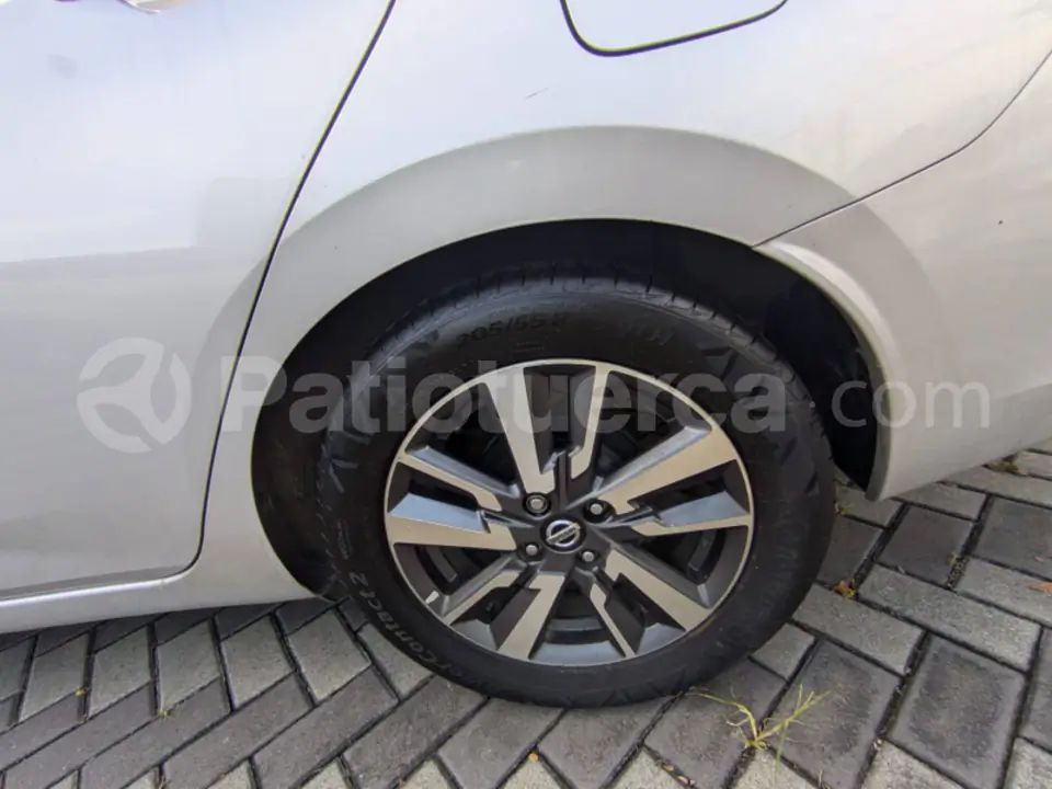 Foto 14 de Nissan Versa