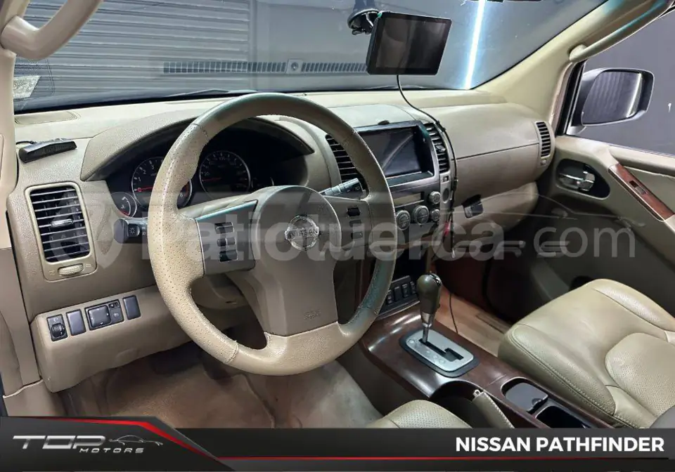 Foto 2 de Nissan Pathfinder