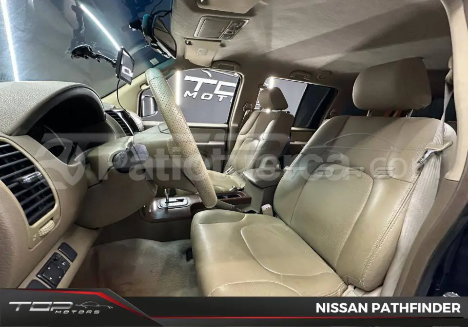 Foto 3 de Nissan Pathfinder