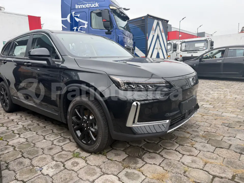 Foto 3 de Skywell ET5-LV2