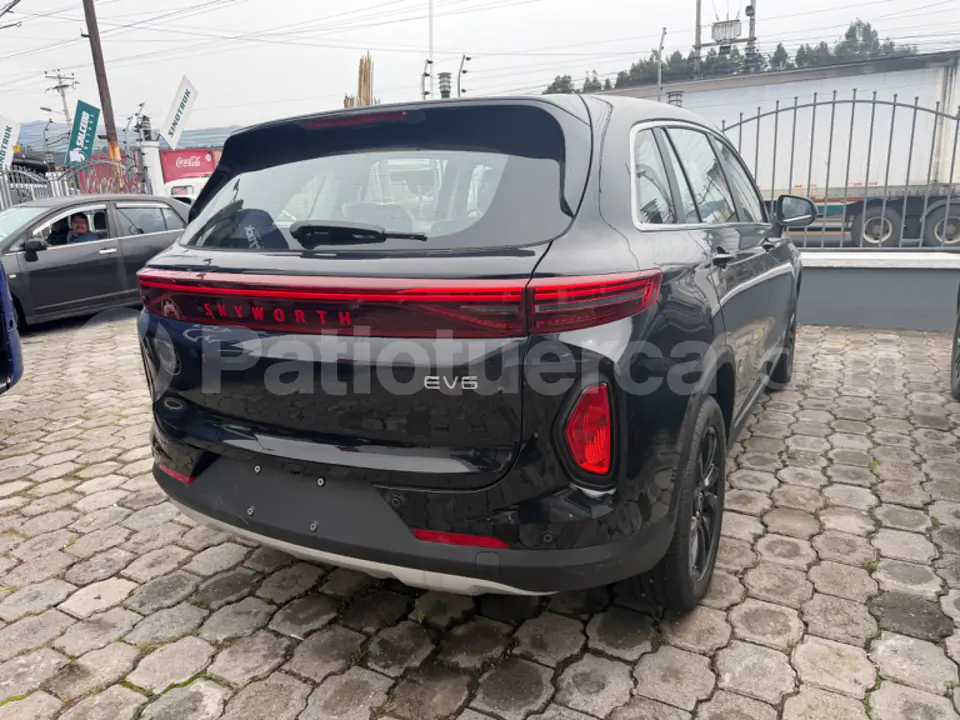 Foto 4 de Skywell ET5-LV2