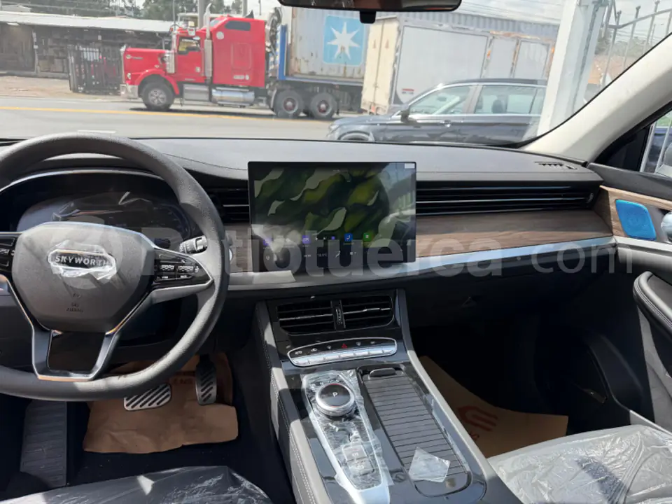 Foto 7 de Skywell ET5-LV2