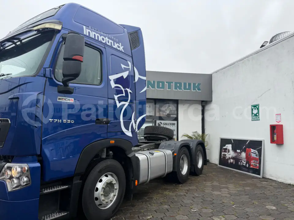 Foto 4 de Sinotruk C7H-540 48 Ton