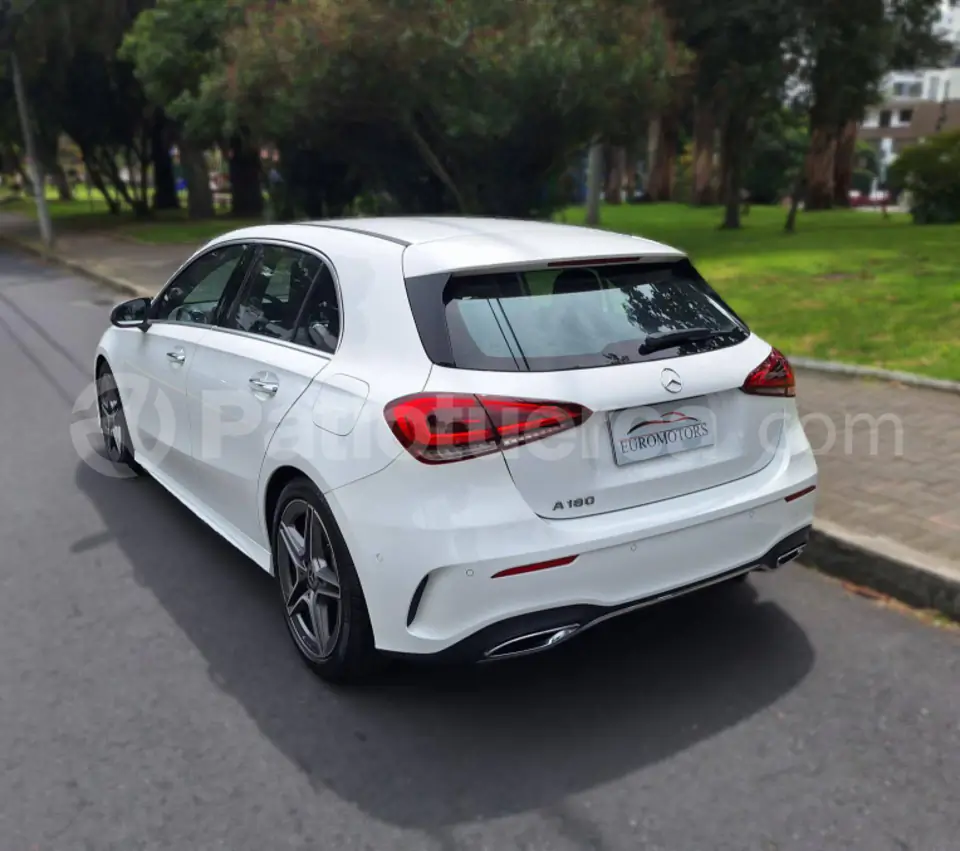 Foto 17 de Mercedes Benz A180 AMG Line