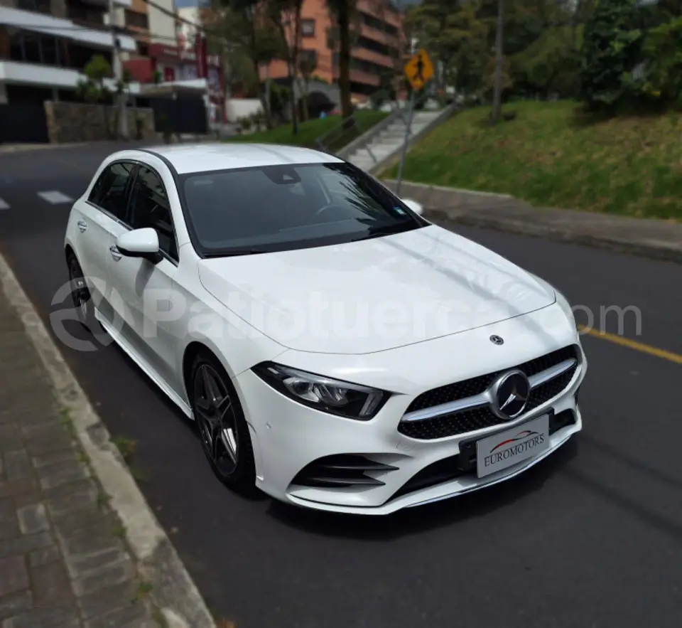 Foto 20 de Mercedes Benz A180 AMG Line