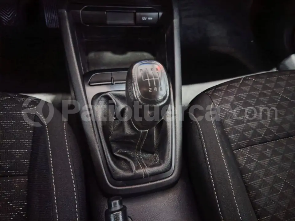 Foto 22 de Kia RIO LX