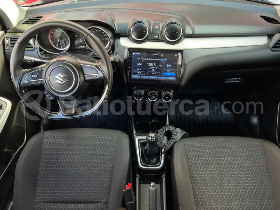 Foto 8 de Suzuki Swift
