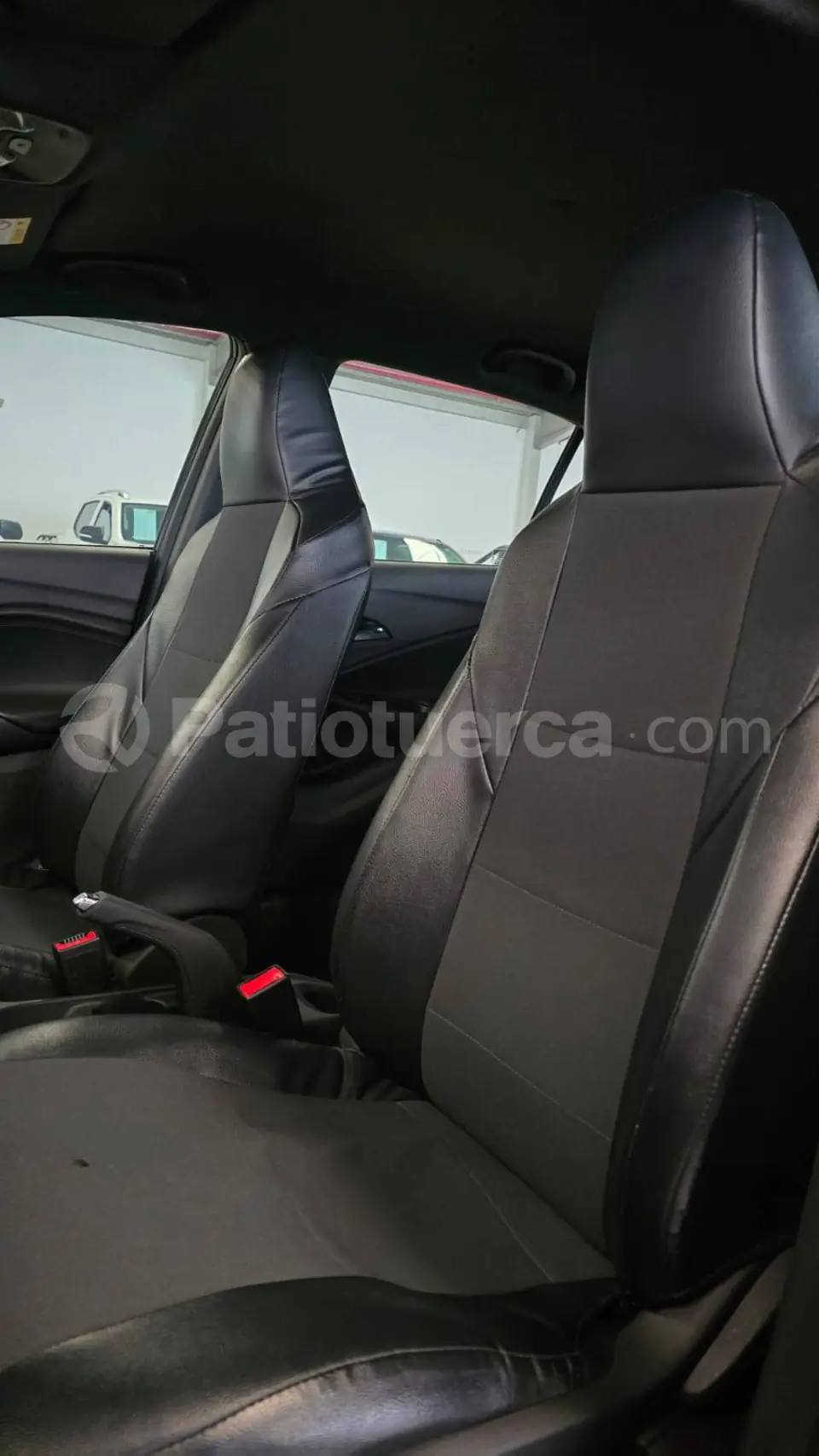 Foto 11 de Chevrolet ONIX RS