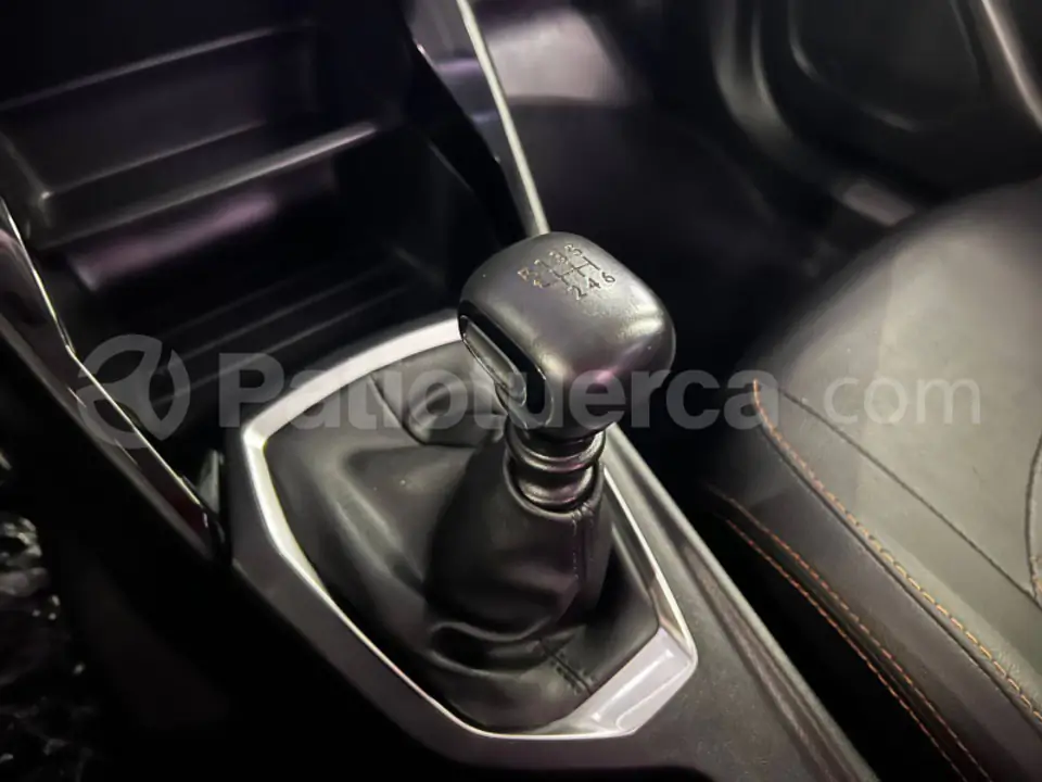 Foto 21 de Peugeot 2008 fin h