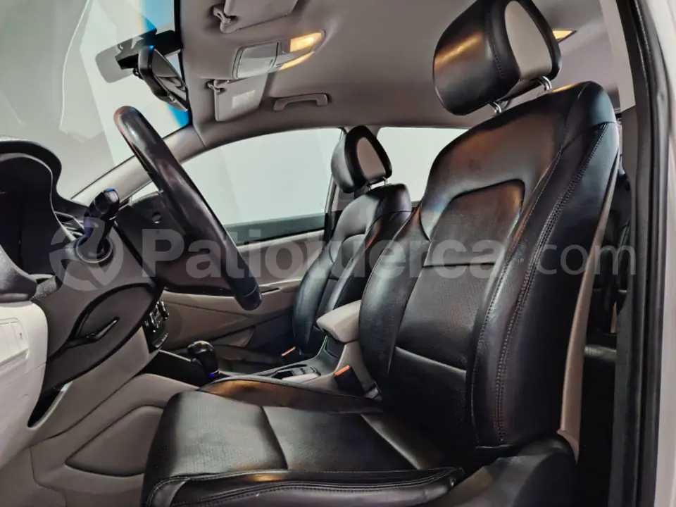 Foto 8 de Hyundai TUCSON TL