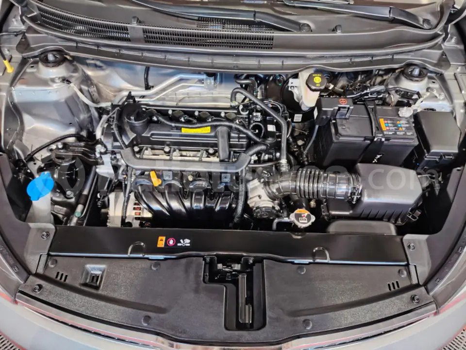 Foto 25 de Kia Soluto LX