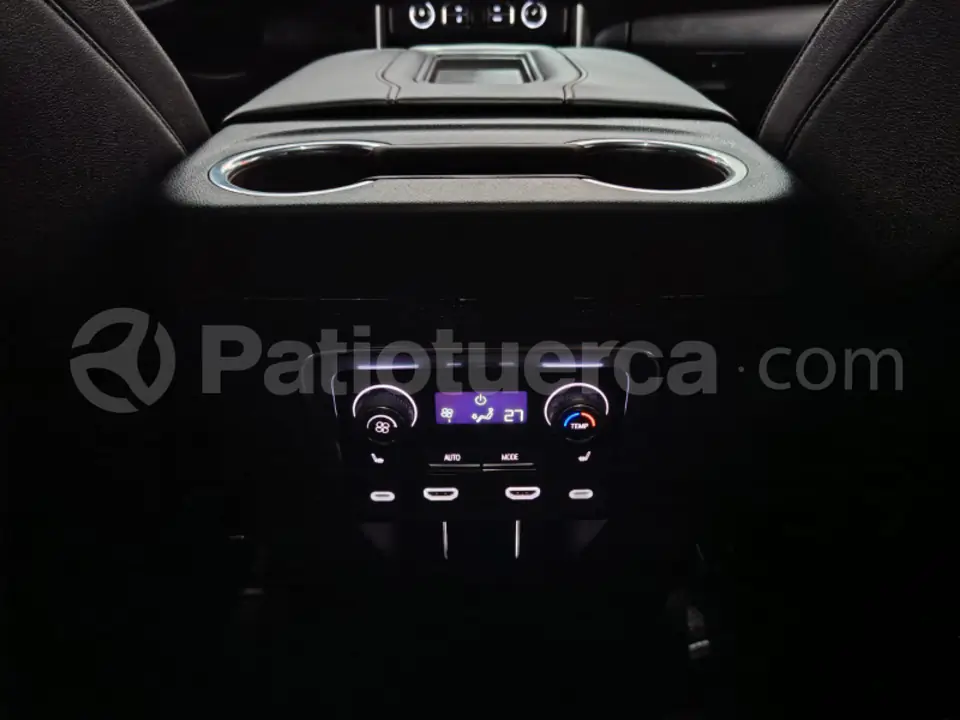 Foto 35 de Chevrolet Tahoe Z71