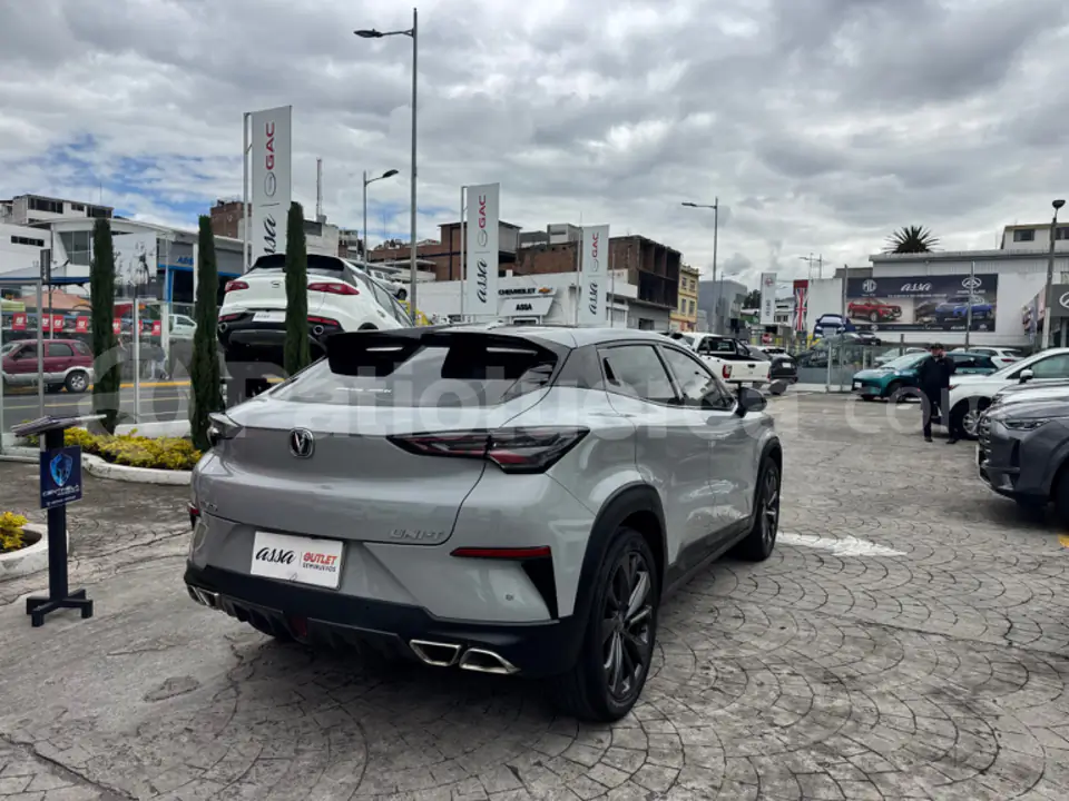 Foto 5 de Changan UNI-T